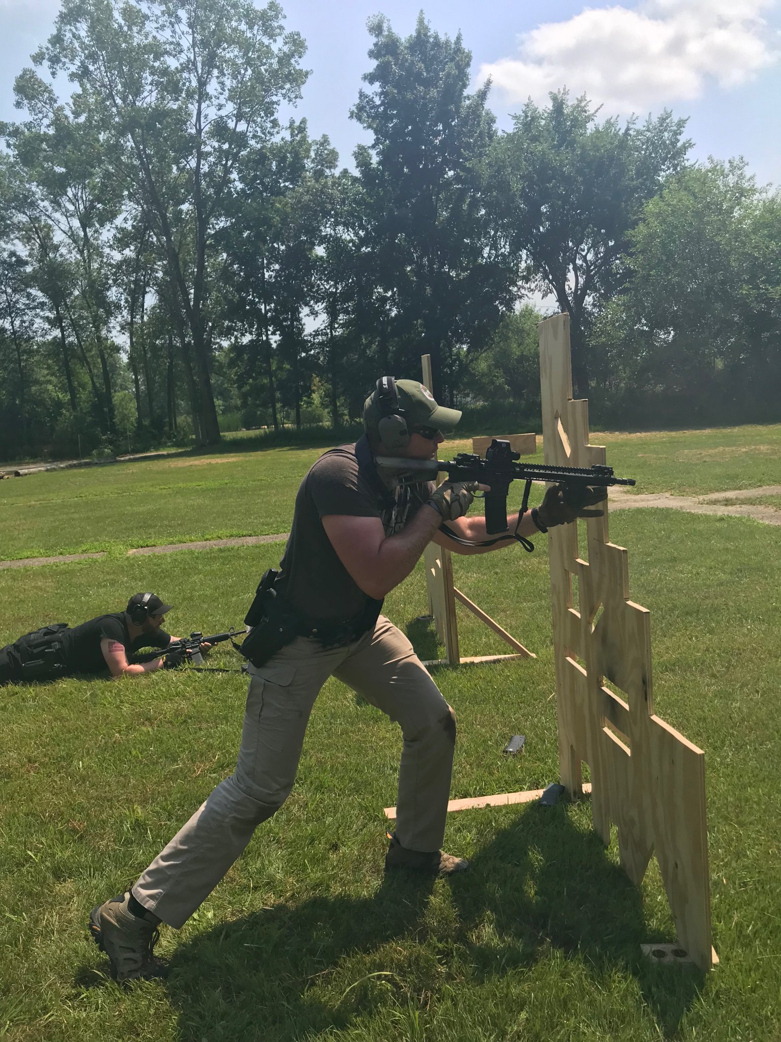 Advanced patrol rifle — outdoor range barricade